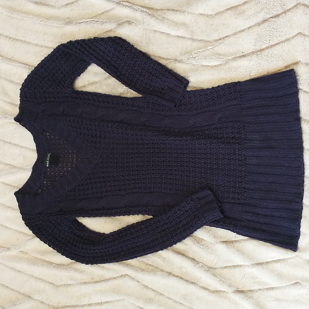 Wet Seal navy sweater